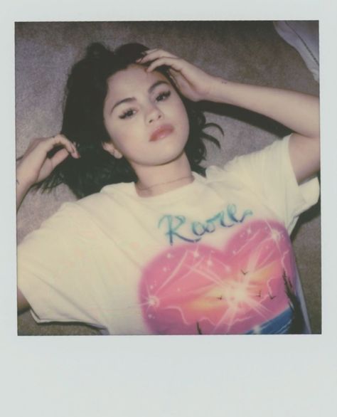 Selena's polaroid photoshoot for he album Rare Selena Gomez Rare, Taylor Swift Dancing, Selena Gomez Album, Rare Quote, Look At Her Now, Selfie Quotes, Marie Gomez, Ex Boyfriend, Fitness Quotes