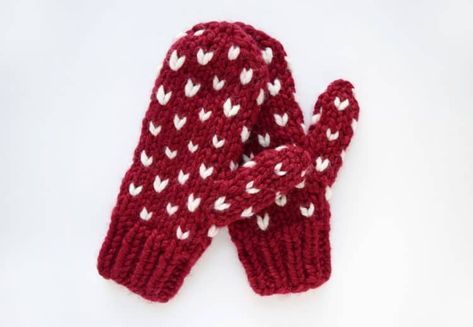 Little Hearts Mittens – Free Pattern Mitten Pattern, Knitted Mittens Pattern, Holiday Knits, Knitted Mittens, Loom Knit, Crochet Mittens, Mittens Pattern, Fair Isle Pattern, Knit Mittens