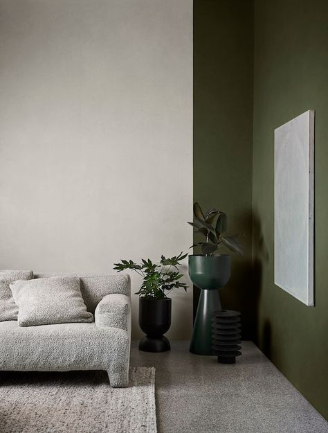 Green Interior Paint, Color Forecasting, Dining Room Spaces, Green Walls, Interior Paint Colors, Home Decor Color, Green Interiors, New Home Designs, Interior Paint