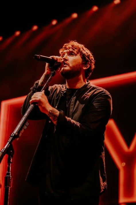 James Arthur Concert, James Arthur Singer, Music Aesthetic Spotify, Latitude Festival, Say You Wont Let Go, Aesthetic Spotify, James Arthur, James 3, Artist Wall