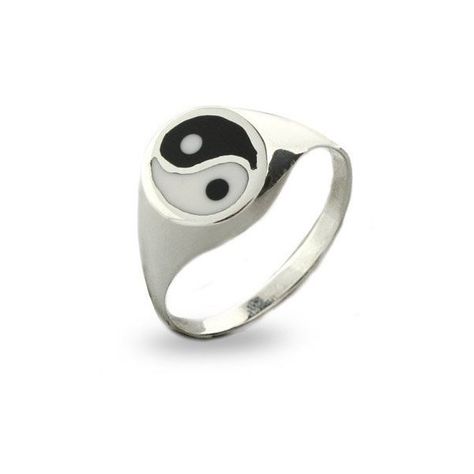 Eve's Addiction Black & White Sterling Silver Yin Yang Ring (45 CAD) ❤ liked on Polyvore featuring jewelry, rings, accessories, anillos, polish jewelry, sterling silver rings, sterling silver jewellery, sterling silver jewelry and black white ring Black And White Ring, Yin Yang Ring, Black And White Jewelry, Yin Yang Balance, Sterling Silver Toe Rings, Rings Accessories, Silver Toe Rings, Jewelry Black, Sterling Silver Jewellery