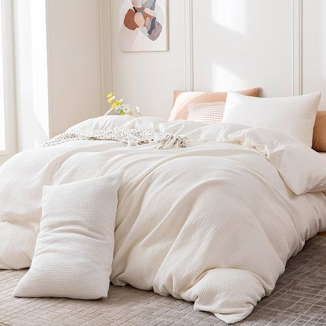 Amazon.com: KAKABELL Duvet Cover Set Queen,100% Cotton Waffle Weave Ivory White Duvet Cover with 2 Pillowcases,Cozy and Breathable Bedding Set for All Season,Comforter Cover with YKK Zipper Closure(90"x90") : Home & Kitchen White Duvet Cover Aesthetic, Waffle Bedding Ideas, White Bed Sheets Aesthetic, White Duvet Bedding Ideas, Comforter Sets Cozy, White Duvet Bedding, Queen Duvet Cover Sets, Boho Bed Sheets, White Bed Comforters