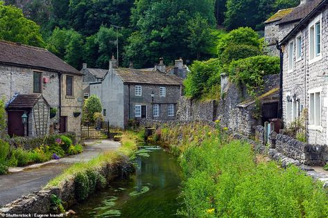 CASTLETON, DERBYSHIRE- 91,848 HASHTAGS: Located in the heart of the Peak District, Castlet... Castleton Derbyshire, Stilton Cheese, Bakewell Tart, Hope Valley, Peak District National Park, Chatsworth House, Peak District, Stately Home, The Peak