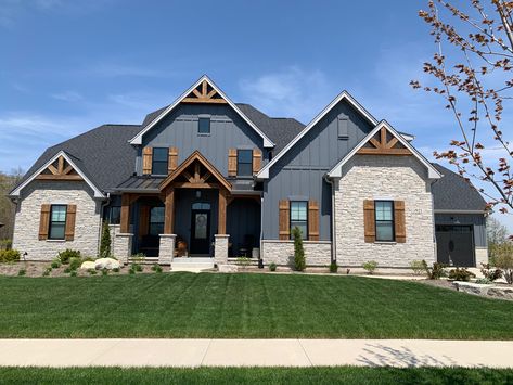 Blue Farmhouse Exterior, Dark Exterior House Colors, Dark Exterior House, Farmhouse Exterior Colors, House Colors Exterior, Lake Houses Exterior, House Paint Color Combination, Exterior House Paint Color Combinations, Colors Schemes