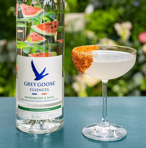 Enjoy the signature concert cocktail for GREY GOOSE® Essences In Bloom, Imagined by Kehlani. The musical artist dreamed up a special serve with a little heat that's also a little sweet. It’s the perfect flavor combination to spice things up. Grey Goose Watermelon Basil Cocktail, Flavored Vodka Drinks, Grey Goose Cocktails, Spicy Watermelon, Watermelon Basil, Basil Cocktail, Lemon Drop Cocktail, Watermelon Cocktail, Vodka Lime