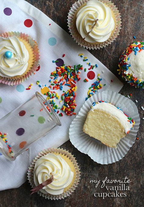 My Favorite Vanilla Cupcakes Cookies And Cups, Fun Cupcake Recipes, Vanilla Cupcake Recipe, Dessert Cupcakes, Fun Cupcakes, Vanilla Cupcakes, Cake Frosting, Yummy Sweets, Cup Cakes