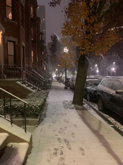 Snow In Boston, Winter Aesthetic Chicago, Boston Snow Aesthetic, Boston New York, Chicago Core Aesthetic, Fall New York Aesthetic, Boston Winter Aesthetic, Chicago Winter Aesthetic, Boston Massachusetts Winter