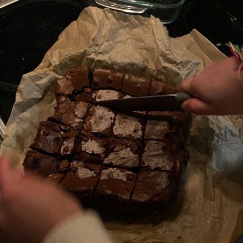 Making Brownies Aesthetic, Brownie Baking Aesthetic, Baking Aesthetic Brownies, Brownies Astethic, Baking Night Aesthetic, Dark Baking Aesthetic, Baking Aesthetic Dark, Baking Brownies Aesthetic, Baking Astethic