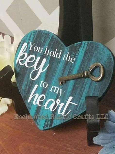 The Key To My Heart, Crafts For Teens To Make, Wood Crafts Diy, Key To My Heart, Wooden Heart, Crafts For Teens, Diy Wood, Key Holder, Crafts Diy