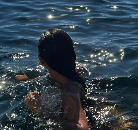 Aesthetic Pictures Of Women, Elena Core Aesthetic, Calypso Aesthetic, Christina Nadin, Ocean Girl, Shotting Photo, 사진 촬영 포즈, Summer 24, Summer Feeling