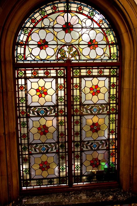 Glass Art Ideas, Antique Stained Glass Windows, Stain Glass Window Art, Diy Stained Glass Window, زجاج ملون, Window Stained, Stained Glass Door, Glass Painting Designs, Glass Window Art