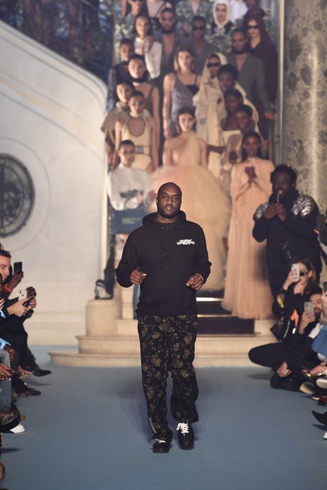 Virgil Abloh Style, Virgil Abloh Fashion, Virgil Abloh Louis Vuitton, Off White Virgil Abloh, Off White Virgil, Manly Style, Celebrity Men, Kim Jones, Vogue Uk