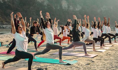 10 Unforgettable Experiences You Only Find In India Yoga Certification, Rishikesh Yoga, Yoga Guru, 200 Hour Yoga Teacher Training, Rishikesh India, Special Style, Yoga Philosophy, Yoga School, Learn Yoga