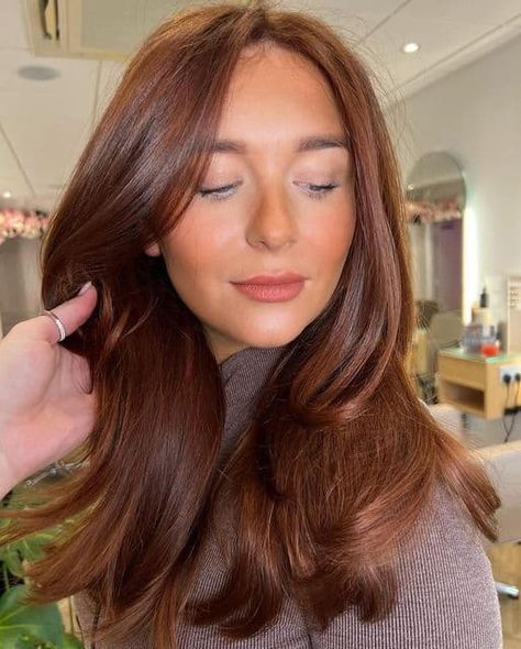 Cowgirl Copper- The Fall 2023 Hair Color - COWGIRL Magazine Hair Colour For Brown Eyes, Green Eye Hair Color Ideas, Best Hair Colour For Green Eyes, Brown Hair For Green Eyes, Copper Hair Green Eyes, Hair Color Green Eyes, Green Eyes Hair Color, Green Eyes Hair Color Ideas, Bright Spring Hair Color