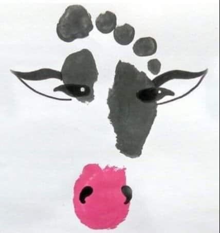 Cow Footprint, Baby Art Crafts, Baby Footprint Art, Cow Craft, Baby Art Projects, Footprint Crafts, Toddler Arts And Crafts, Farm Crafts, Footprint Art