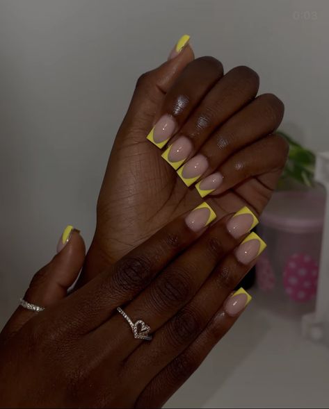 Solid Color Acrylic Nails, Acrylic Nails Yellow, Acrylic Toe Nails, Hard Nails, Colored Acrylic Nails, French Tip Acrylic Nails, Short Square Acrylic Nails, Exotic Nails, Acrylic Nails Coffin Pink