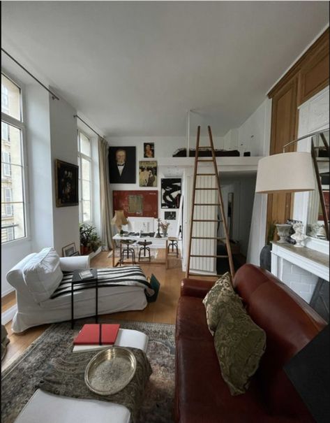 How to compose a Living Room of your dreams Cosy Studio Apartment, Parisian Studio Apartment, Paris Studio Apartment, Damon Dominique, Studio Apartment Tour, Paris Loft, Nyc Studio Apartments, Mini Apartments, French Apartment