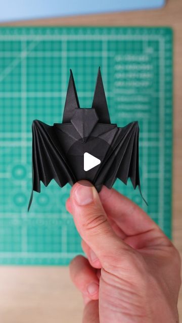 Coraubanne on Instagram: "Origami Bat #origami #bat #batman" Spooky Origami, Bats For Halloween, Basic Origami Step By Step, Paper Bat Template, Origami Creatures, Origami Bats, Oragami Balloon, Halloween Origami Step By Step, Bat Origami