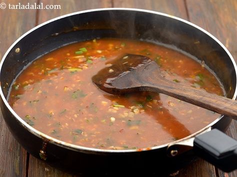 hot garlic sauce | Chinese style hot garlic sauce | Hot Garlic Sauce, Meat Sauces, Veg Soup Recipes, Chinese Sauces, Indo Chinese Recipes, Indian Drinks, Veg Soup, Chicken Skillet Recipes, Chicken Skillet