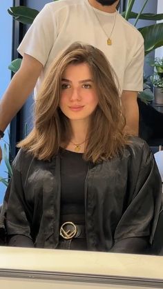 Very Long Bob, Haircut Bob, Haircuts For Medium Length Hair, Hairstyles For Layered Hair, روتين العناية بالبشرة, Hair Stylies, Girl Haircuts, Haircuts For Medium Hair, Hair Up Styles