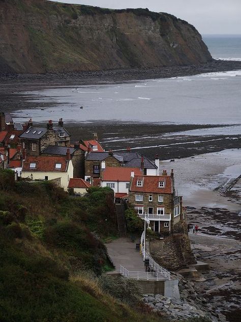 Robin Hoods Bay, North Yorkshire Robin Hoods, Robin Hoods Bay, Trondheim, Seaside Towns, Coastal Towns, English Countryside, North Yorkshire, Pretty Places, On The Edge