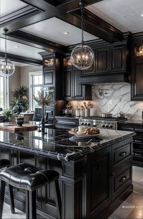 White Modern Kitchen Ideas, Monochrome Kitchen, Black Modern Kitchen, Traditional Kitchen Cabinets, Dream Kitchens Design, Black Kitchen Cabinets, Kitchen Farmhouse, Elegant Kitchens, White Modern Kitchen