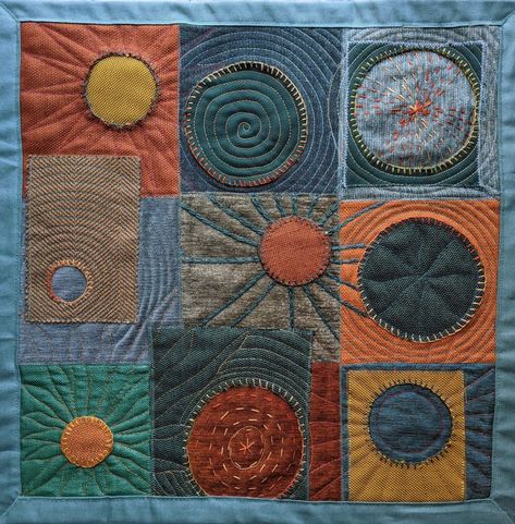 Finishing Unfinished Projects (UFOs) Part 3: Eclipse Art Quilt - ANY Texture - Textile Art by Zwia Lipkin Quilting Textiles, Zwia Lipkin, Patchwork Textile Art, Sewing Art Projects, Art With Fabric, Creative Patchwork, Textile Patchwork, Eclipse Art, Eclipses Art