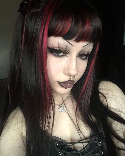 Natasha’s Instagram profile post: “☠︎” Gothic Dyed Hair, Corporate Goth Hair, Goth Dyed Hair, Goth College Outfit, Red Goth Hair, Goth Hair Dye Ideas, Mall Goth Hairstyles, Gothic Red Hair, Goth Hair Ideas