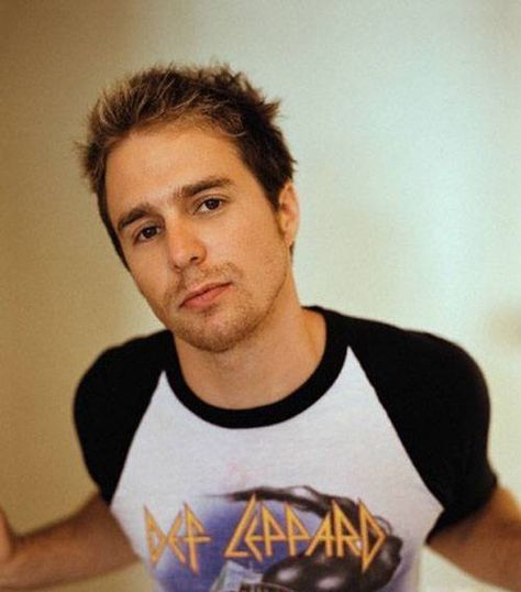 Sam Rockwell - he's the kind of hot yet 'boy next door' kind of guy I watch in movies and think, 'yes, I could be friends with him'… Def Leppard Shirt, Sam Rockwell, Perfect Partner, Every Single Day, Famous Faces, Man Crush, Inspirational People, Best Actor, The Gift