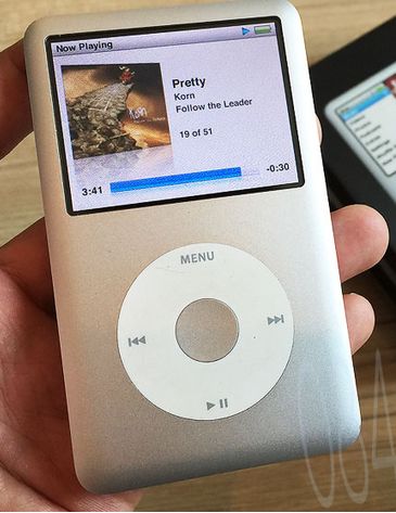 iPod classic tattoo with a Korn album Steve Jobs Apple, Ipod Classic, Follow The Leader, Classic Tattoo, Video X, Play 1, Apple Ipod, Travel Items, Fall Out Boy