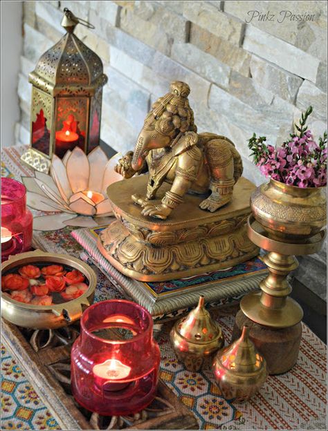 @youngshizzle ॐ Hindu Idols, Vintage Home Decor Living Room, Ganesha Chaturthi, Bathroom Boho, Vintage Home Decor Farmhouse, Silver Articles, Cheap Home Decor Ideas, Brass Decoration, Vintage Brass Decor