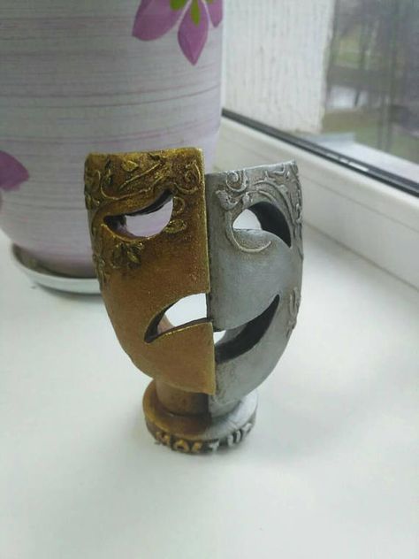 Greek Comedy Mask, Theater Mask Design, Porcelain Mask Aesthetic, Theatre Masks Aesthetic, Theater Mask Aesthetic, Greek Masks Theater, Theatre Masks Drawing, Greek Theatre Masks, Greek Masks