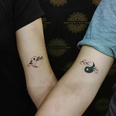 15 Matching Husband and Wife Tattoo Ideas to Symbolize Your Bond Yin Yang Bff Tattoos, Matching Tattoos Half And Half, Asian Couple Tattoo, Mother Daughter Ying Yang Tattoos, Ying Yang Sister Tattoo, Abstract Ying Yang Tattoo, Ying And Yang Matching Tattoos, Matching Puzzle Piece Tattoos Couple, Yin Yang Best Friend Tattoo