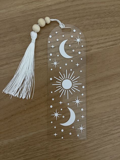 Moon, Sun & Stars Acrylic Bookmark - perfect for book lovers! Makes a great gift. #bookmark #booklovergift . #Book_Marks_Design_Ideas #Stars_Bookmark #Cricut_Projects_Easy #Acrylic_Bookmark Book Marks Design Ideas, Stars Bookmark, Diy Doll Suitcase, Bookmark Acrylic, Cricut Projects Easy, Diy Gifts To Sell, Star Bookmark, Small Business Packaging Ideas, Custom Bookmarks