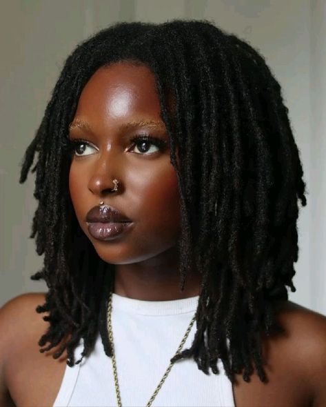 Female Dreads Hairstyles, Woman With Dreadlocks, Female Dreads, Blonde Locs, Beautiful Dreadlocks, Beautiful Black Hair, Dreadlock Styles, Dread Hairstyles, Hair Crush