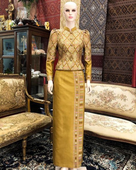 Kawr Design, Mizo Sunday Dress Design, Mizo Sunday Dress, Sunday Dress Design, Thai Silk Dresses, Hostess Dresses, Burmese Clothing, Sunday Dress, Thai Silk