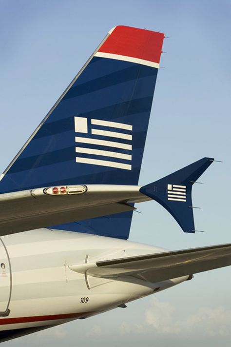 who put the flag on backwards...lol Us Airways, Commercial Plane, Air Carrier, Airline Logo, Aircraft Photos, Air Tickets, Car Rentals, Aviation Industry, Civil Aviation