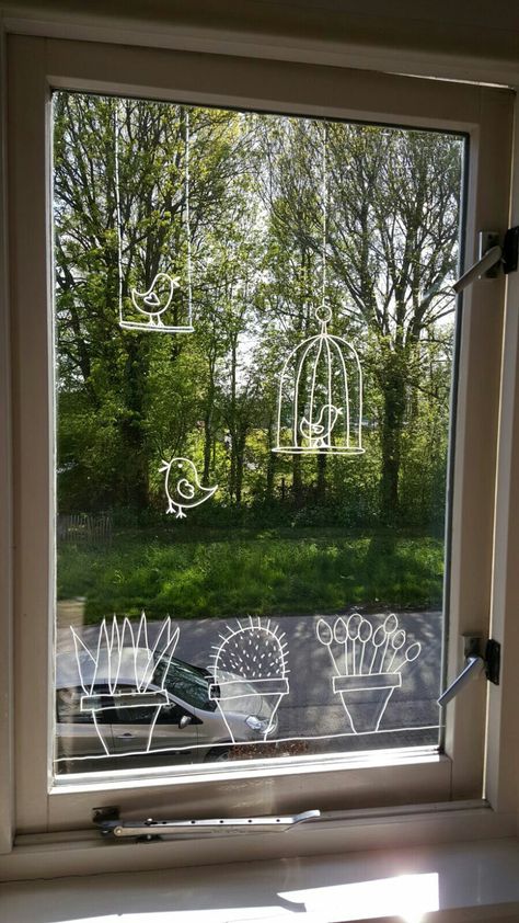 Window Markers, Decoration Vitrine, Window Drawing, Garden Maintenance, Garden Art Sculptures, Christmas Window, Window Art, Garden Art Diy, Window Painting