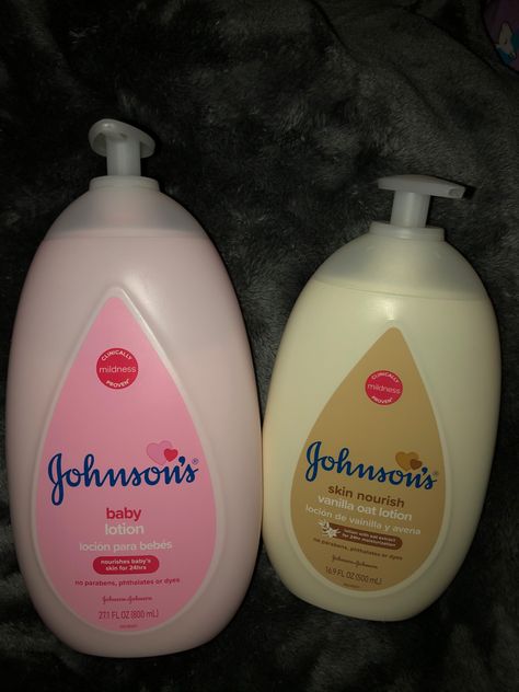 Lotion Aesthetic, Female Products, Johnsons Baby, Perfume Hacks, Checker Background, Hygiene Tips, Beautiful Skin Care, Quick Natural Hair Styles, Body Hygiene