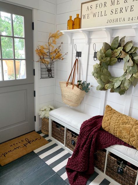 Fall Mudroom Decor, Mudroom Decor, Entrance Ideas, Fall Scrapbook, Hearth And Hand, Farmhouse Fall, Mud Room, Laundry Rooms, Backyard Fun