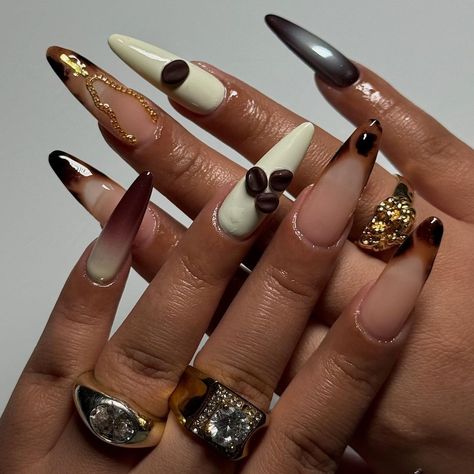 Myprettyset (@myprettyset) • Instagram photos and videos Cocktail Nails, Martini Nails, Nail Ink, 3d Coffee, Art Deco Nails, Hippie Nails, Espresso Beans, Vibrant Nails, Nail Art Gel