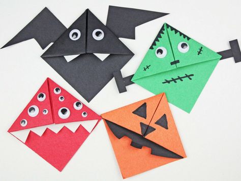 Fun, easy to make Halloween bookmarks brought to you by TwistOP.com Origami Bookmark Corner, Monster Bookmark, Halloween Origami, Origami Bookmarks, Halloween Crafts Preschool, Origami Bookmark, Theme Harry Potter, Bookmark Craft, Easy Halloween Crafts