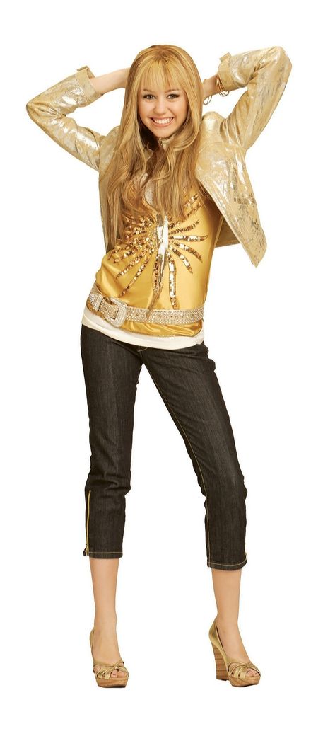 Hannah Montana Montana Photoshoot, Montana Outfits, Hannah Montana Outfits, Old Miley Cyrus, Hannah Montana Forever, Tv Characters Outfits, Montana Style, Miley Stewart, Miley Cyrus Style