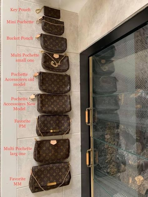 Favorite Louis Vuitton Bag, Louis Vuitton Handbags Classic, Lv Favorite Mm Outfit, Louis Vuitton Favorite Mm Outfit, Favorite Mm Louis Vuitton, Outfits With Lv Bags, Vintage Dior Handbags, Lv Bags Outfit, Louis Vuitton Graceful Mm Outfit