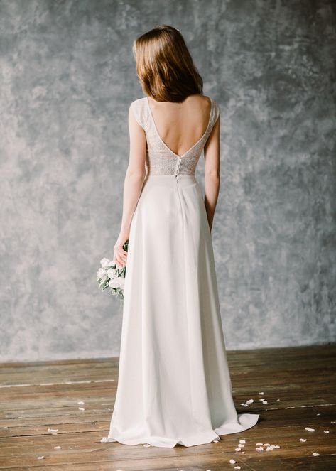 12 Most Beautiful Wedding Dresses Under $500 |  #bridalgown #bride #dresses #wedding #weddingdress #weddinggown #weddings | Moonlight Wedding Dress, Wedding Dresses Under 500, Simple Lace Wedding Dress, Vintage Wedding Dress Boho, Crepe Wedding Dress, Boho Mode, Open Back Wedding Dress, Boho Wedding Dress Lace, Back Wedding Dress