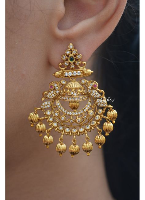 Earrings Gold Indian, Latest Earrings Design, Rx 100, Temple Jewellery Earrings, Pearl Earrings Designs, Earring Styles, Gold Earrings Models, Kids Blouse, Temple Jewelry