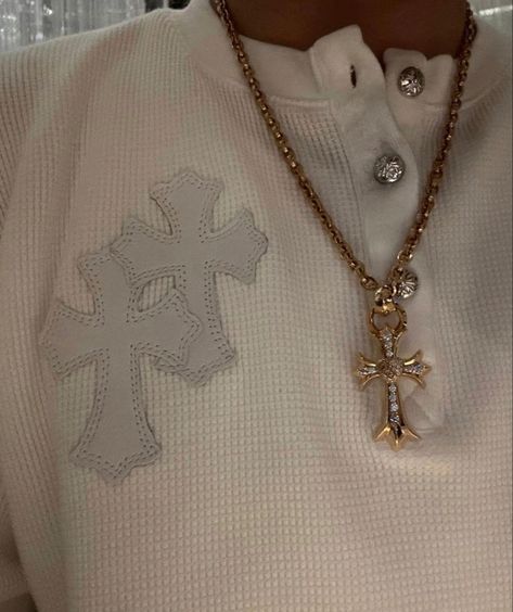 Chrome hearts Gold Chrome Hearts, Chrome Hearts Chain, Chrome Hearts Jewelry, Masc Fashion, Concept Clothing, Jewelry Accessories Ideas, Dope Jewelry, Gold Chrome, Jewelry Lookbook