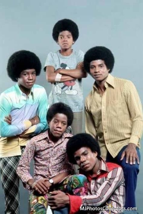 Jackie Jackson, Tito Jackson, Jermaine Jackson, Michael Jackson Wallpaper, Bb King, Old School Music, Joseph Jackson, King Of Pop, King Of Music