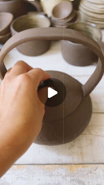 Hand Pinch Pottery, Handbuilt Teapots Pottery, Hand Built Ceramic Teapots, Hand Built Teapot Pottery, Handbuild Teapot, Handmade Teapot, Rustic Pottery, Pottery Videos, Pinch Pots