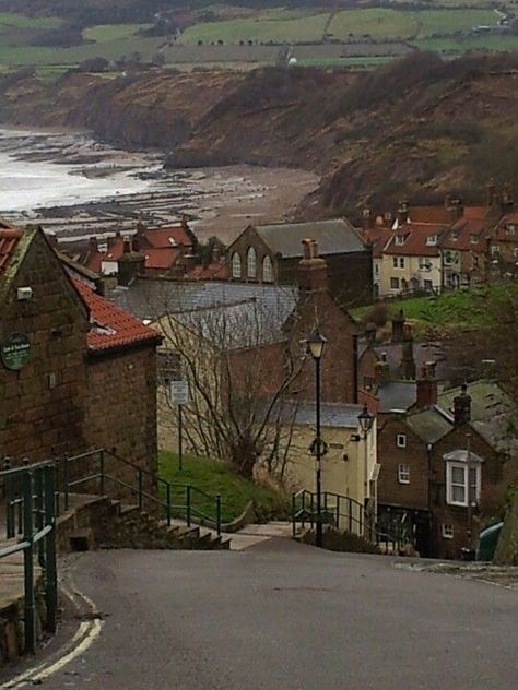 Robin Hoods, North City, Nautical Aesthetic, Robin Hoods Bay, Yorkshire Uk, Cottage By The Sea, Seaside Village, Yorkshire England, Seaside Towns